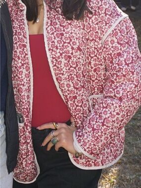 Women's Floral Quilted Puffer Jacket in Red & White